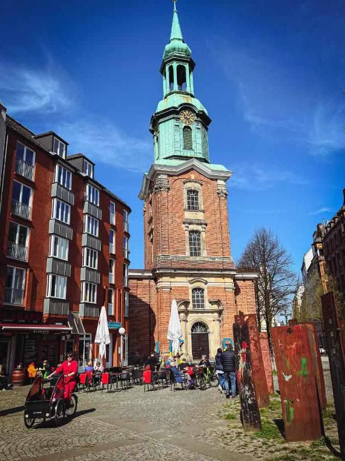 1A Citylage-Haus Im Centrum! Hamburg Luaran gambar